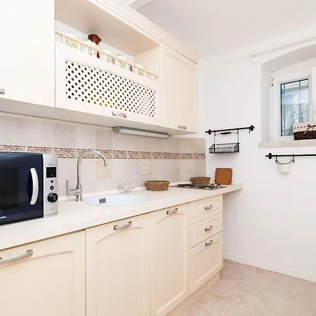 Carmen & Tosca - Two-bedroom With Terrace