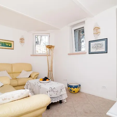 Carmen & Tosca - Two-bedroom With Terrace